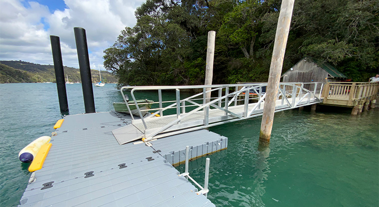 Glenfern Sanctuary Regional Parkland – Jetty and pontoon below the sanctuary.