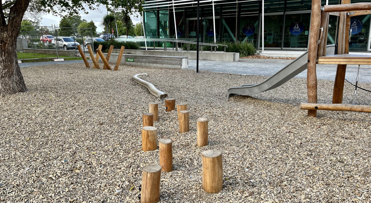 Jack Pringle Village Green - Stepping stools leading to balance beams. Photo credit: Keren Alleyne.