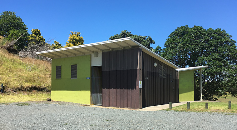 Ōhuiarangi / Pigeon Mountain - Toilet block.