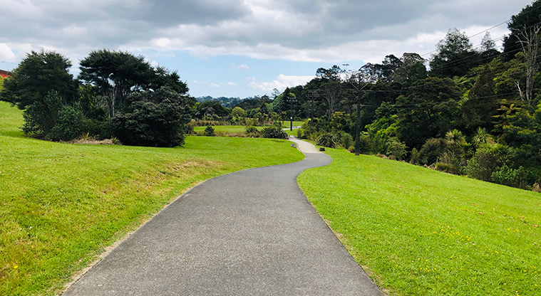 Hooton Reserve Path