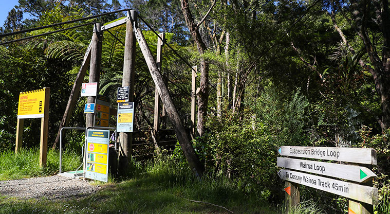 Hūnua Suspension Bridge Path - Path start, please follow the kauri dieback instructions.