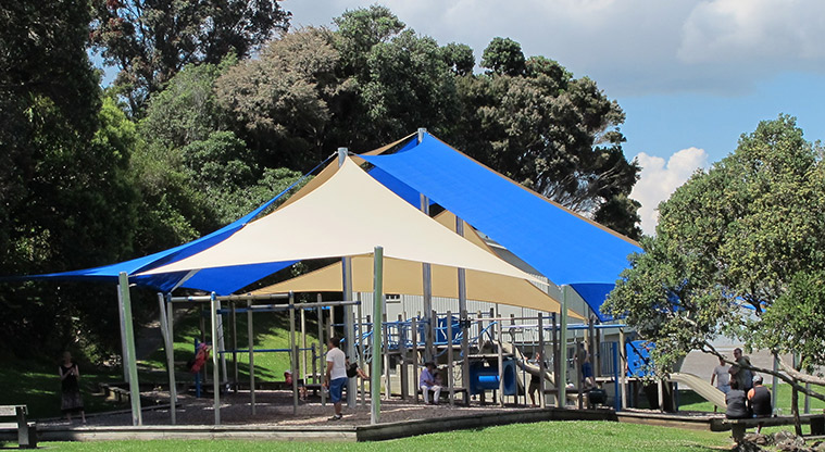 Le Roys Bush Path - Kid’s playground close to Little Shoal Bay