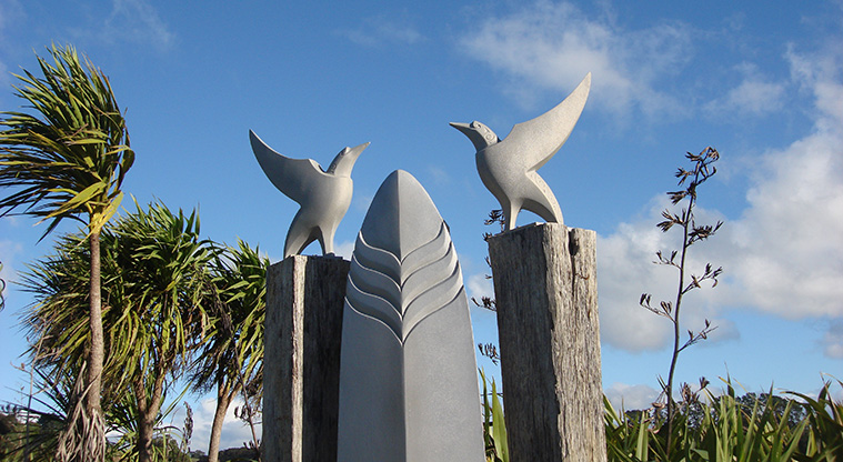 Poukaraka Pā Path - The dotterel sculpture was installed to remind visitors to look after these vulnerable birds. Follow directions and stay off the beach during breeding season.