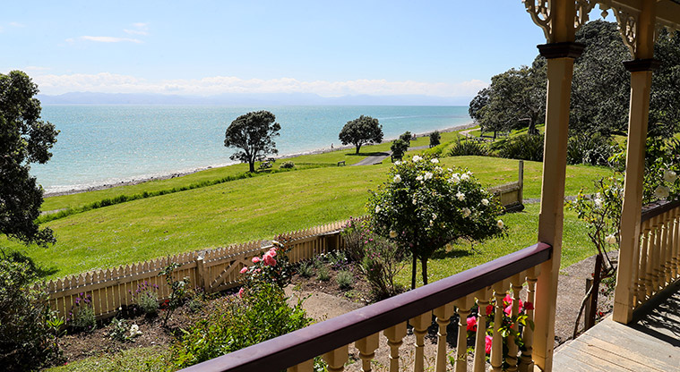Tāpapakanga Historic Path&nbsp; - View from historic homestead.
