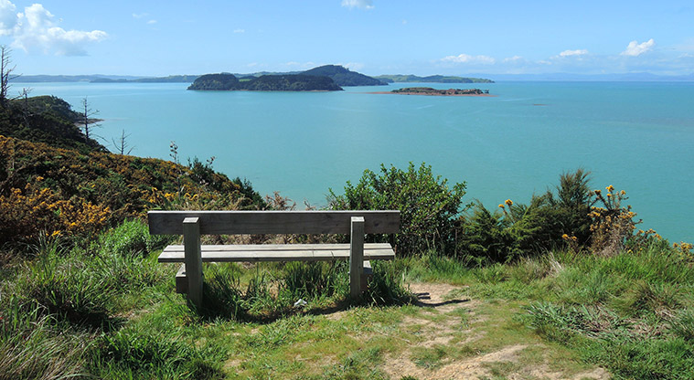 Waitawa Kotare Path - Pakihi Island in the foreground and Ponui Island in the background.